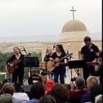 Dorit Reuveni et famille. האיש מן הבקעה